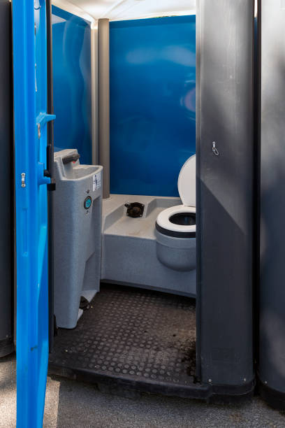 Best Porta potty rental near me  in Olney, TX