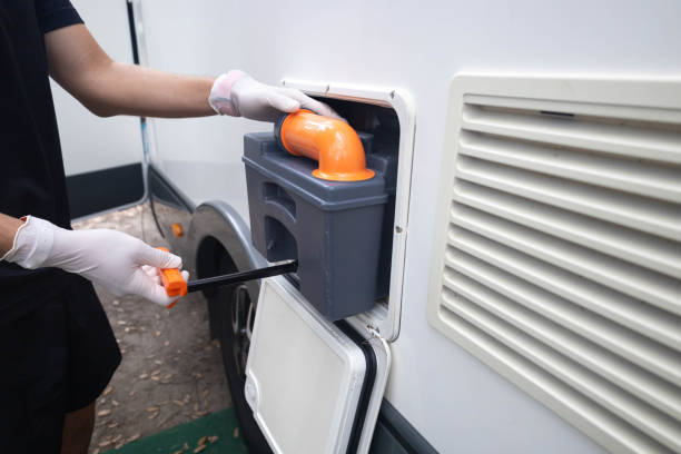 Best Luxury portable toilet rental  in Olney, TX